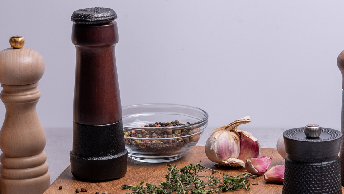 The best buy-it-for-life pepper grinders (2026): tested, re-checked, and two myths corrected