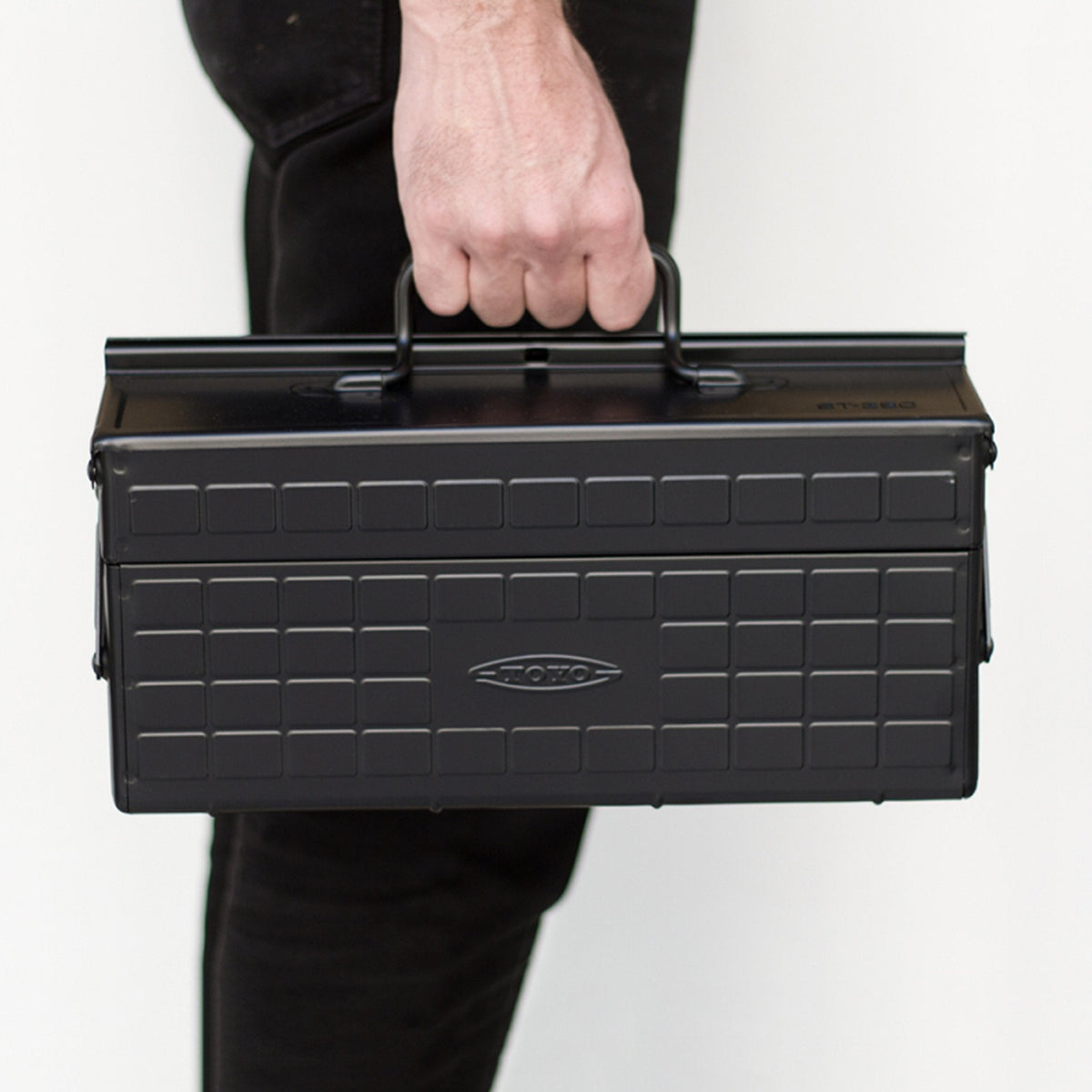 Steel Toolbox with Cantilever Lid and Upper Storage Trays, style ST-350