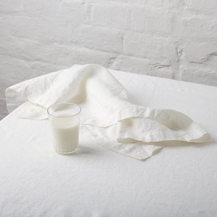 White Linen Tablecloth - PIGLET US