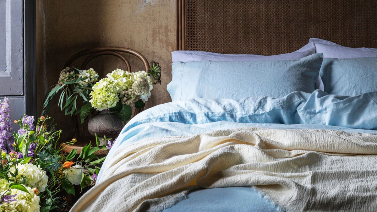 A linen love affair? Piglet in Bed, reviewed.