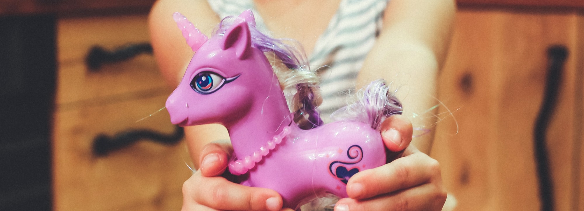 9 Ways to Protect Kids from Consumerism and Why It's Important