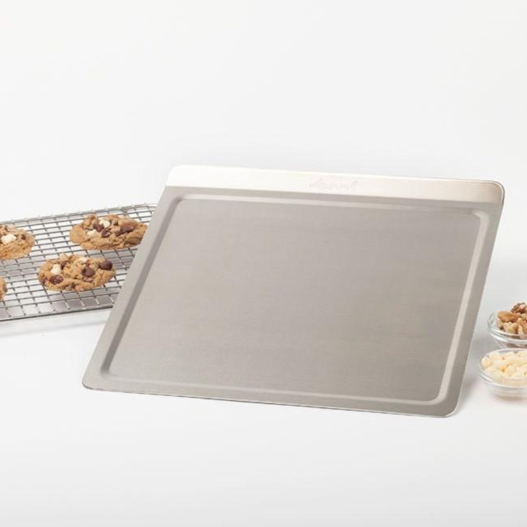 https://buymeonce.com/cdn/shop/products/Buy-Me-Once-Stainless-Steel-Medium-Cookie-Sheet.png?v=1668170891